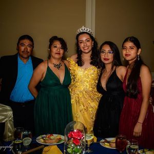 Meet your Posher, Ade